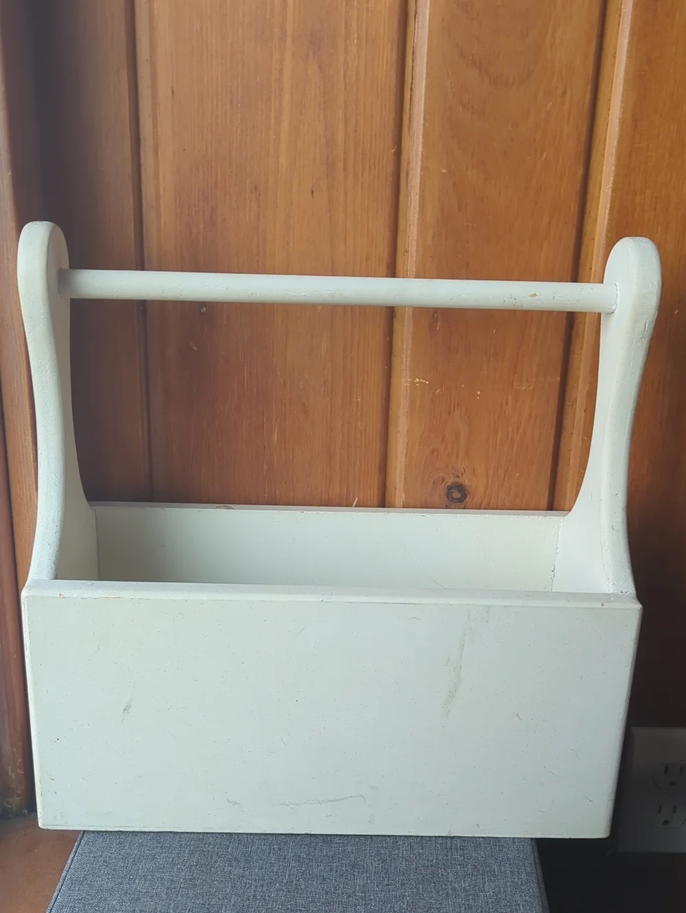 Hand-Painted White Floral Wooden Caddy